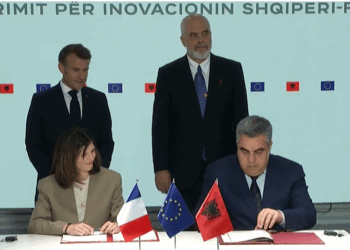 Nënshkruhet marrëveshja historike për hapjen e shkollës prestigjioze franceze “Ecole 42” në Piramidën e Tiranës