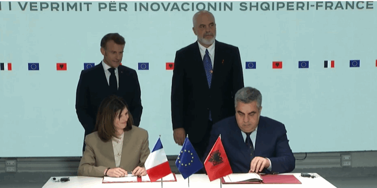 Nënshkruhet marrëveshja historike për hapjen e shkollës prestigjioze franceze “Ecole 42” në Piramidën e Tiranës