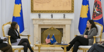 ‘Formimi i institucioneve të reja’: Osmani takohet me Prattipatin