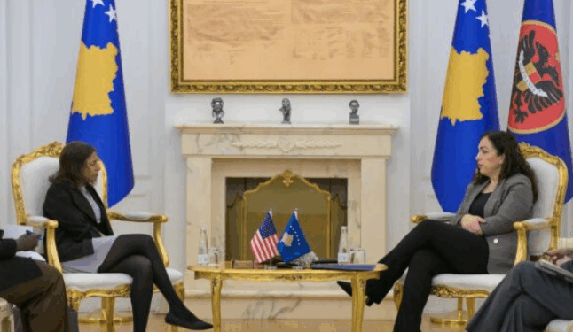 ‘Formimi i institucioneve të reja’: Osmani takohet me Prattipatin