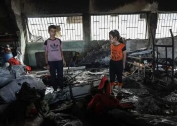 Mbretëria e Bashkuar pezullon bisedimet tregtare me Izraelin për shkak të krizës humanitare në Gaza