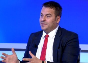 ”Atë e komandon dikush tjetër” – VV nis ‘fushatën’ e sulmeve në rrjetet sociale ndaj LDK’së, pasi e refuzuan koalicionin me të