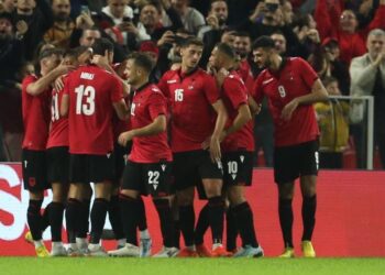 Lista e Shqipërisë për ndeshjet e marsit, mungojnë dy nga emrat më të përfolur: Mehmeti dhe Shpendi jashtë përballjeve me Serbinë dhe Letoninë