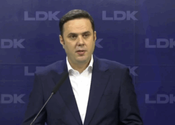 Abdixhiku ‘heq dorë’ nga ngërçi politk, tash thotë se po merret me zgjedhjet lokale – E bënë këtë veprim