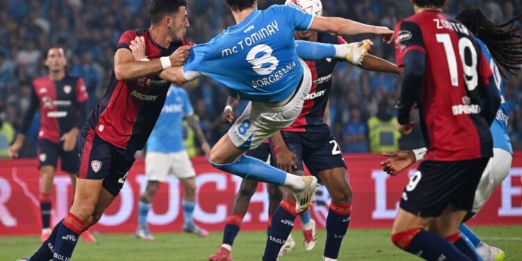 Napoli kampion i Italisë për herë të katërt – Fitore ndaj Kaljarit vulos sezonin historik
