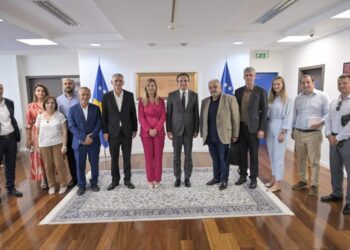 Hap konkret drejt ndërtimit të rrugës Prizren–Tetovë: Kurti pret grupin ndërshtetëror të punës