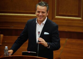 Arben Gashi: Koha për dalje nga kriza, jo për monopole politike – zgjedhjet si zgjidhje e domosdoshme