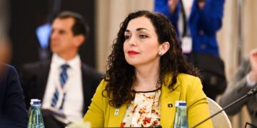 Presidentja Osmani nga Tirana: BE-ja të marrë vendime konkrete për Kosovën, zgjerimi s’është bamirësi, por investim strategjik