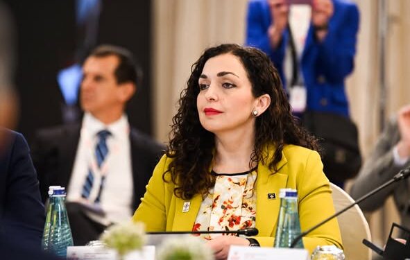 Presidentja Osmani nga Tirana: BE-ja të marrë vendime konkrete për Kosovën, zgjerimi s’është bamirësi, por investim strategjik