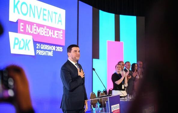 Memli Krasniqi rizgjidhet kryetar i PDK-së: Premton rikthimin e partisë në pushtet