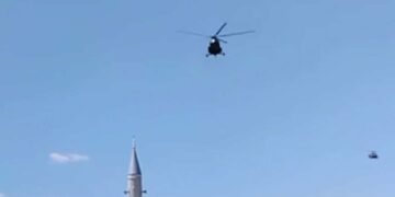 Helikopterë serbë fluturojnë pranë Bujanocit