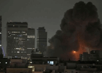 Teherani injoron thirrjen e Trump, raketat godasin ambasadën e SHBA në Izrael