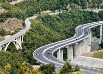 Këto rrugë bllokohen nga nesër deri të shtunën