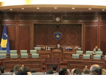 Përpjekja e 28-të për Konstituimin e Kuvendit Dështoi Sërish – VV Insiston në Votim të Fshehtë për Albulena Haxhiun