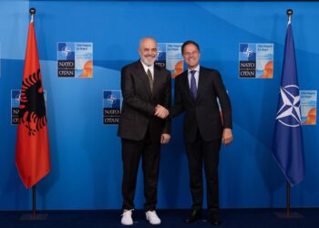 Edi Rama në Samitin e NATO-s në Hagë: Takim me Sekretarin e Përgjithshëm dhe diskutime për Ballkanin dhe Portin e Durrësit