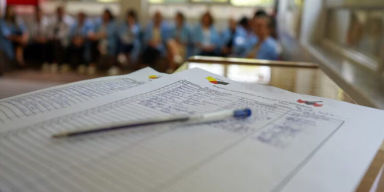 Komunat në kolaps, Kontratat Kolektive po shkatërrojnë projektet zhvillimore në Kosovë