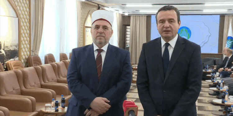 Kryeministri Albin Kurti uron besimtarët myslimanë për Kurban Bajram: “Të angazhohemi për barazi, solidaritet dhe dashuri”
