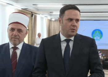 Lumir Abdixhiku uron besimtarët myslimanë për Kurban Bajramin: Mesazh për paqe, solidaritet dhe dashuri