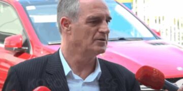 Hasani: Nuk vi më në Kuvend, le të vijnë kryetarët e partive