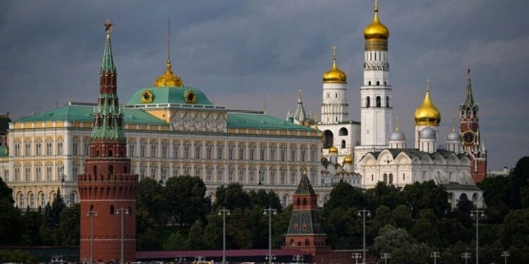 Rusia paralajmëron: Ndihma ushtarake amerikane për Izraelin mund të destabilizojë Lindjen e Mesme