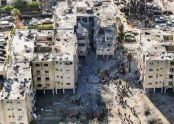 Izraeli: Irani hodhi të paktën një raketë balistike të armatosur me disa koka shpërthyese