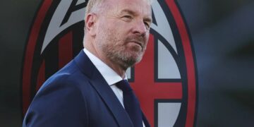 Dy mesfushorë shqiptarë drejt Milanit, Tare i zbulon të gjitha në konferencë: E diskutuam me Alegrin që…