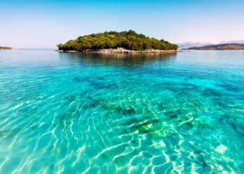 “Telegraph” përfshin Shqipërinë në 10-shen më të mirë në Europë për plazh