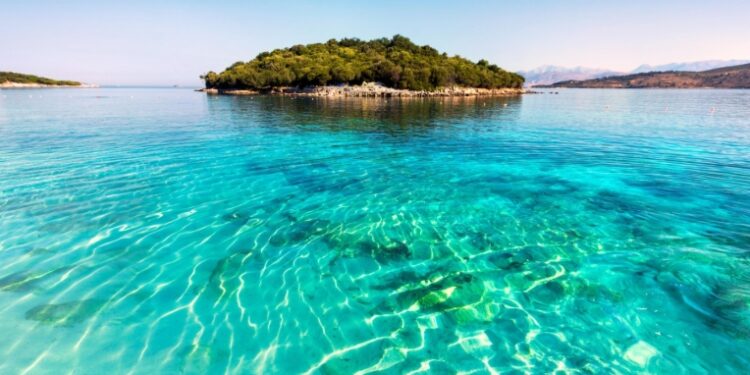 “Telegraph” përfshin Shqipërinë në 10-shen më të mirë në Europë për plazh