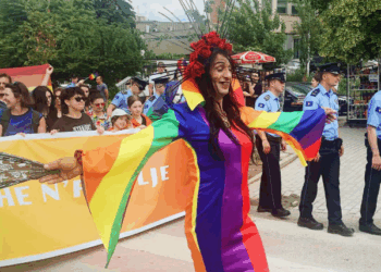 Sot në Prishtinë mbahet ‘Parada e Krenarisë’