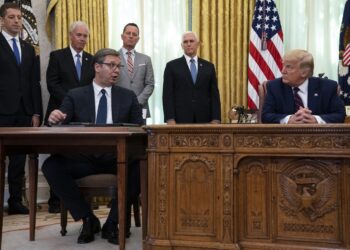 Bloomberg: SHBA-ja i ka kërkuar Serbisë të pranojë emigrantë të dëbuar