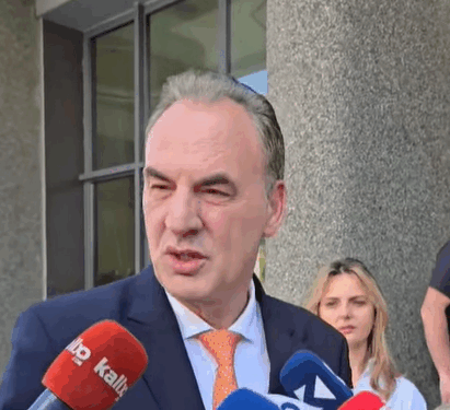 Limaj para seancës së Kuvendit: “Shteti po rrezikohet, qytetarët po paguajnë çmimin”