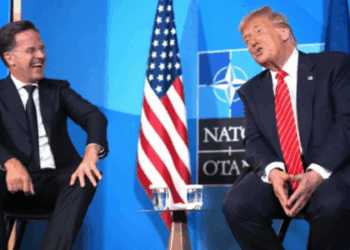 “Babushi është në shtëpi”: Trumpit i pëlqen nofka që i dha Rutte, e përdor pas kthimit në Amerikë