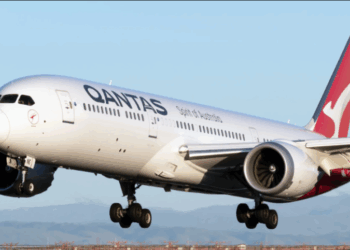 Fluturimi që mbeti në qiell për shkak të luftës Izrael-Iran, 15 orë në ajër pa destinacion