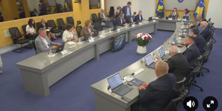 Qeveria e Kosovës ndan 626,400 euro për mbështetjen e shqiptarëve në Luginën e Preshevës