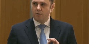 Abdixhiku: Takimi i thirrur nga Kurti ishte farsë, nuk u respektua aktgjykimi i Gjykatës Kushtetuese