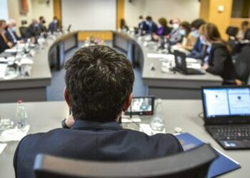 ‘Era zgjedhje të parakohshme’, Kurti rrit shtesat për këtë kategori