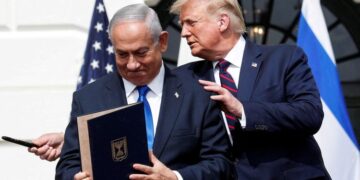 Reuters/ Ja sesi Trump shantazhoi prokurorët izraelitë që të heqin dorë nga akuzat ndaj Kryeministrit Netanyahu