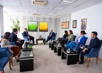 Bislimi pret ministrin irlandez Thomas Byrne: Mbështetje e qartë për integrimin evropian të Kosovës