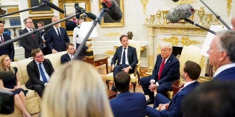 Trump ultimatum ndaj Putinit: Marrëveshje brenda 50 ditësh ose tarifa 100% – NATO do të financojë armët amerikane për Ukrainën