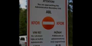 Kërcënimet e Vuçiqit, KFOR vendos tabela paralajmëruese në kufi me Serbinë: Kemi vendosur shenja që të zvogëlohet rreziku i kalimeve të paqëllimshme