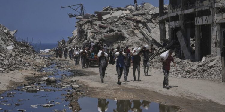 AFP i bën thirrje Izraelit për evakuimin urgjent të gazetarëve të saj nga Gaza: “Po përballen me uri dhe rrezik për jetën”