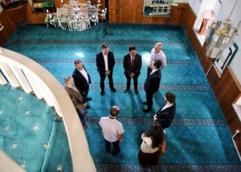 Kurti “u rikthehet” xhamive: Premton investim mbi 600 mijë euro në Prishtinë