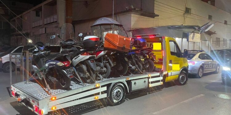 Pejë: Policia procedon 62 kundërvajtje në kuadër të aksionit “Motoçikletat 2025”