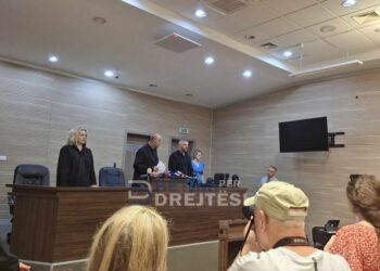 Milenkoviq dhe Vlajiq dënohen me nga 5 vjet burgim, Pantiq me 2, kurse Vakiq lirohet nga akuza për sulmin terrorist ndaj zyrave të KKZ-së