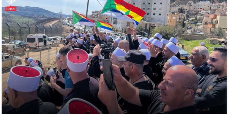 Kush janë Druzët? Një vështrim mbi sektin misterioz që po sfidohet nga krizat në Siri dhe rajon