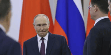 “Putinit po i mbaron koha, arkivolet do të grumbullohen në Rusi”, paralajmëron Austria