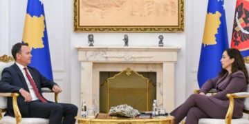 Peci në Presidencë: Besoj që këto takime janë në funksion të daljes nga bllokada