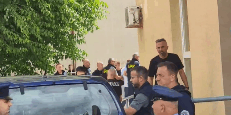 Gjykata cakton 1 muaj paraburgim për 5 policët e dyshuar për vrasjen e Agon Zejnullahut në Lipjan