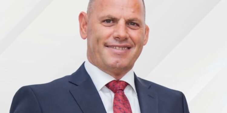 “Drenasi vendos, bashkë vazhdojmë, +4”,  Ramiz Lladrovci del si i pavarur