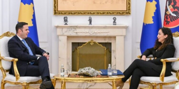 Pas Krasniqit, Abdixhiku shkon në takim te presidentja Osmani